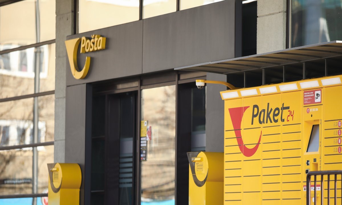 Paketautomat zur Abholung von Sendungen